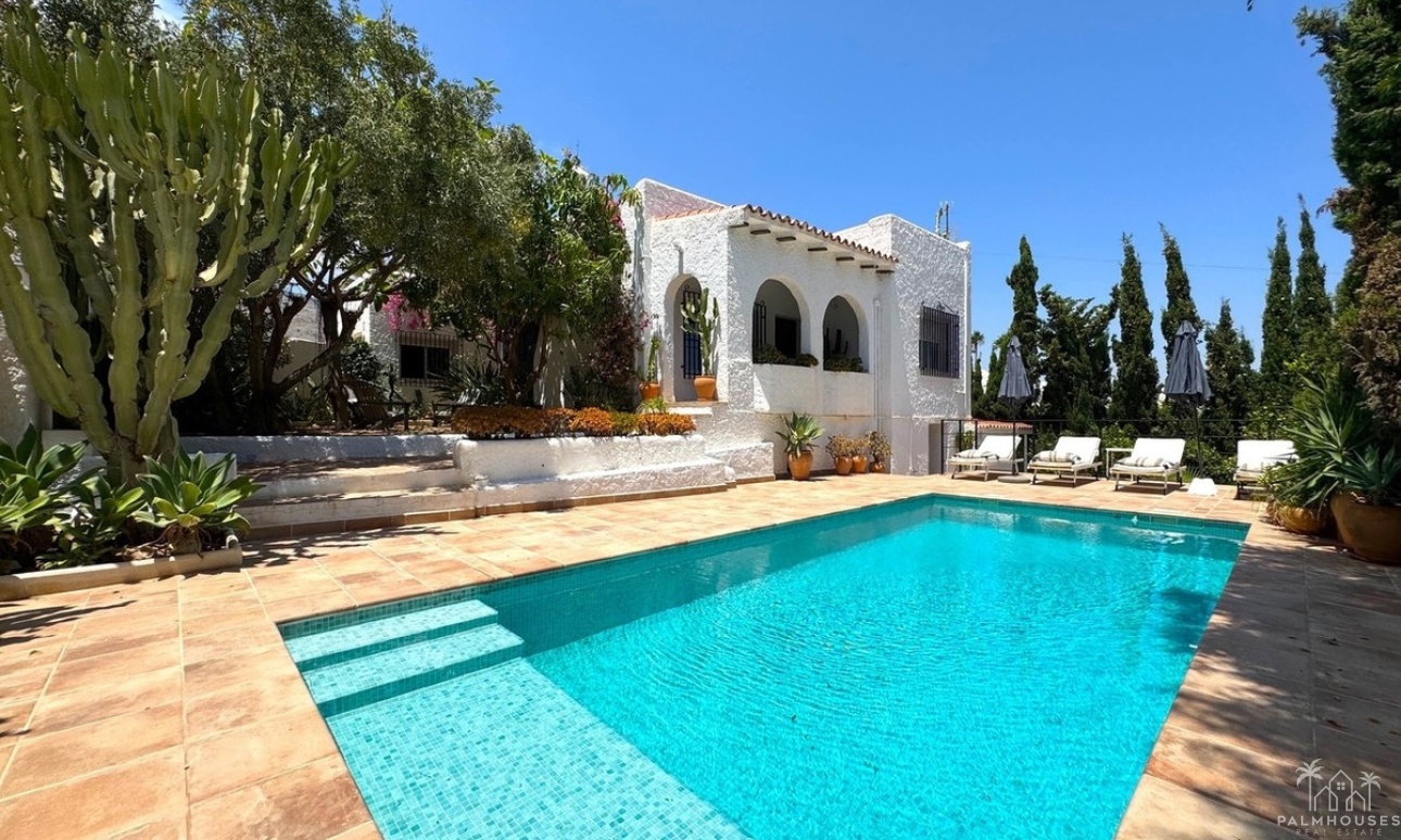 Resale - Villa - Mojacar