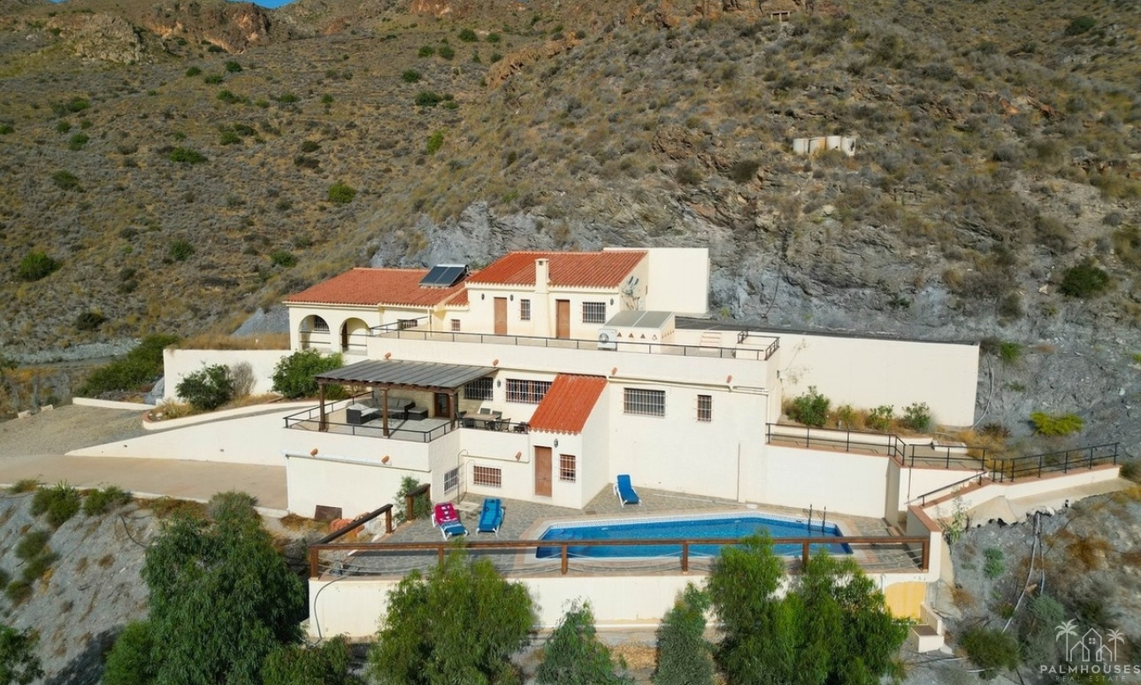 Resale - Villa - Mojacar
