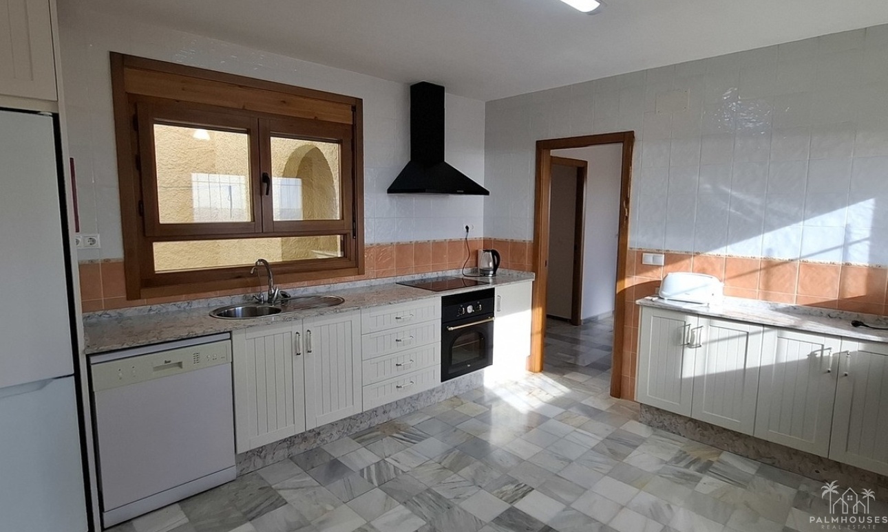 Resale - Villa - Mojacar
