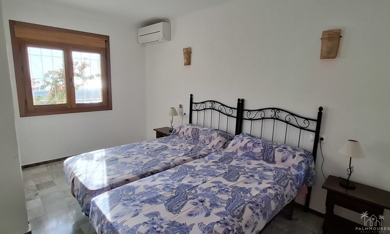 Resale - Villa - Mojacar