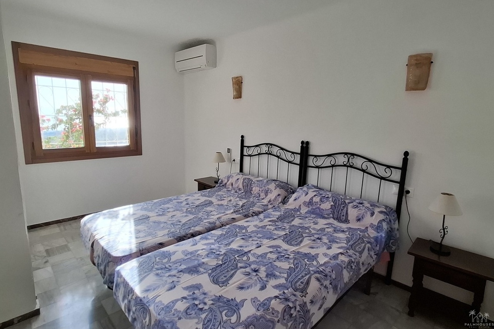 Resale - Villa - Mojacar