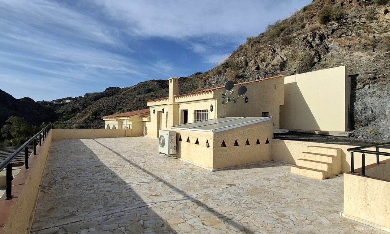 Resale - Villa - Mojacar