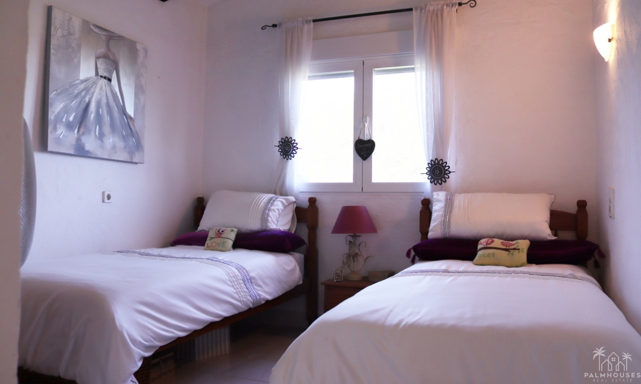 Resale - Villa - Orba - Inland