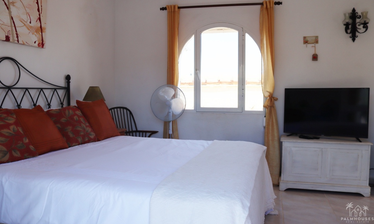 Resale - Villa - Orba - Inland