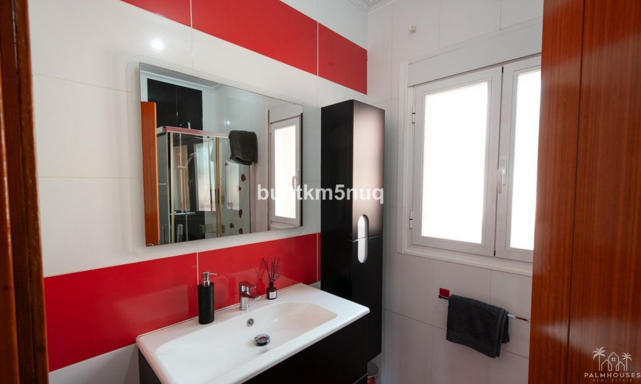 Resale - Villa - Orba - Orba Centro