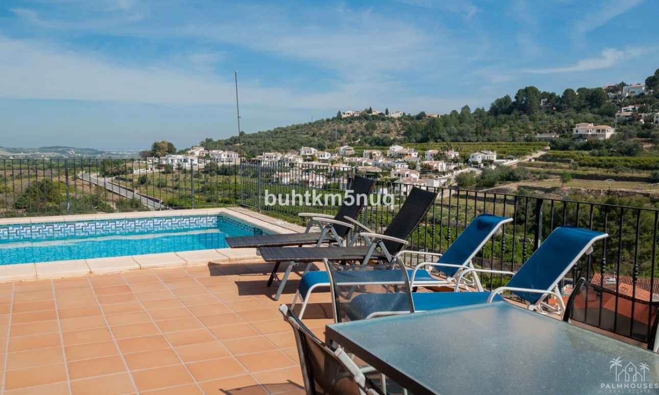 Resale - Villa - Orba - Orba Centro