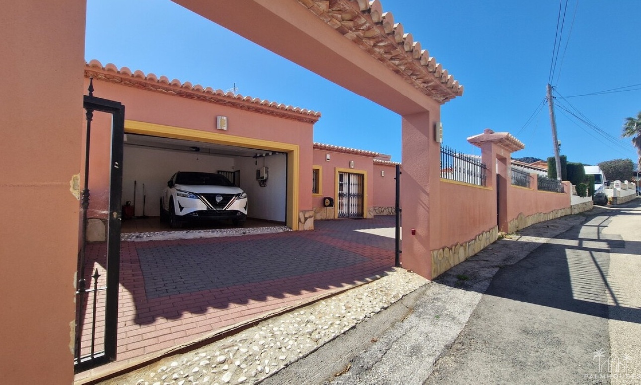 Resale - Villa - Orba - Orba Centro