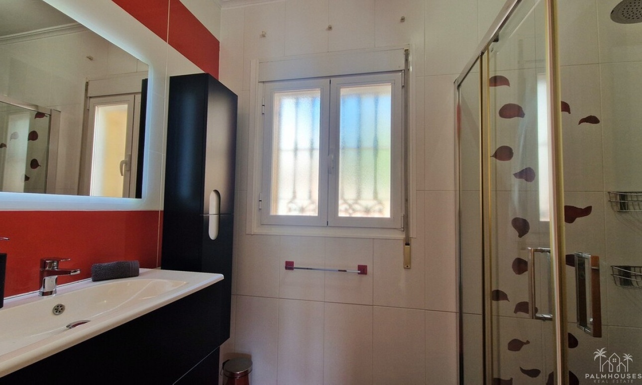 Resale - Villa - Orba - Orba Centro