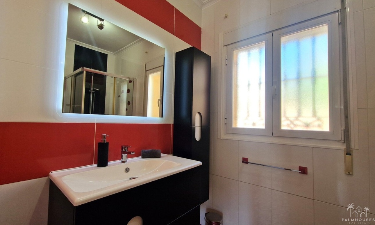 Resale - Villa - Orba - Orba Centro