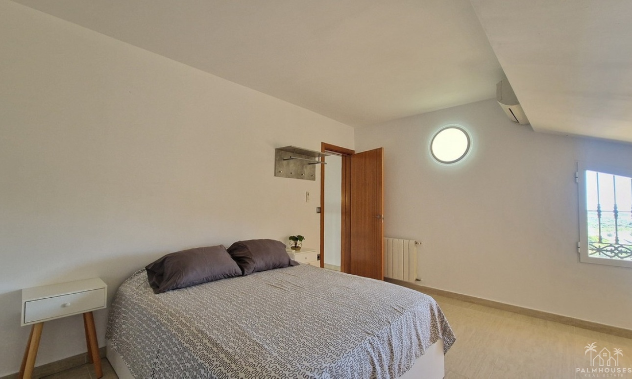 Resale - Villa - Orba - Orba Centro