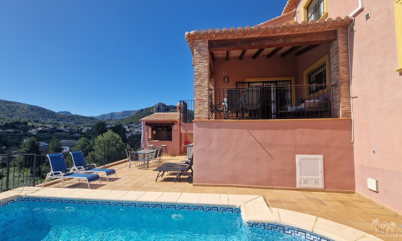 Resale - Villa - Orba - Orba Centro
