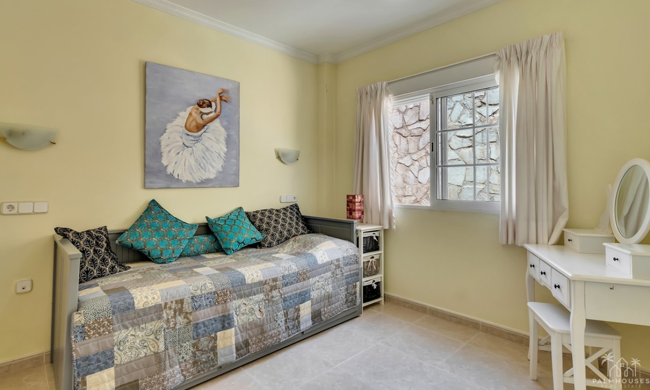Resale - Villa - Orba - Orba Centro