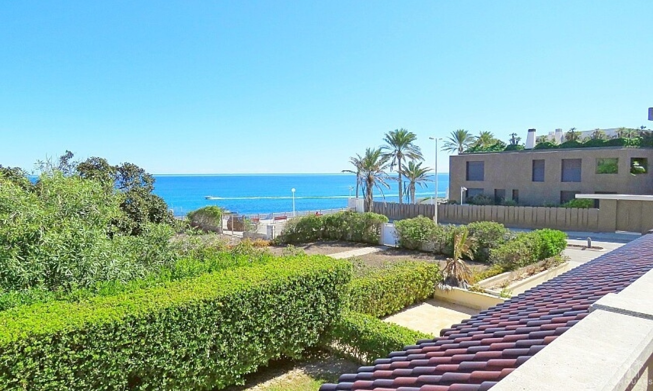 Resale - Villa - Orihuela - Cabo Roig