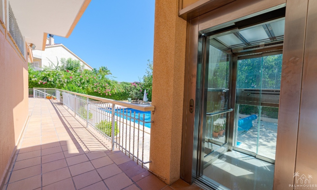 Resale - Villa - Orihuela - Campoamor