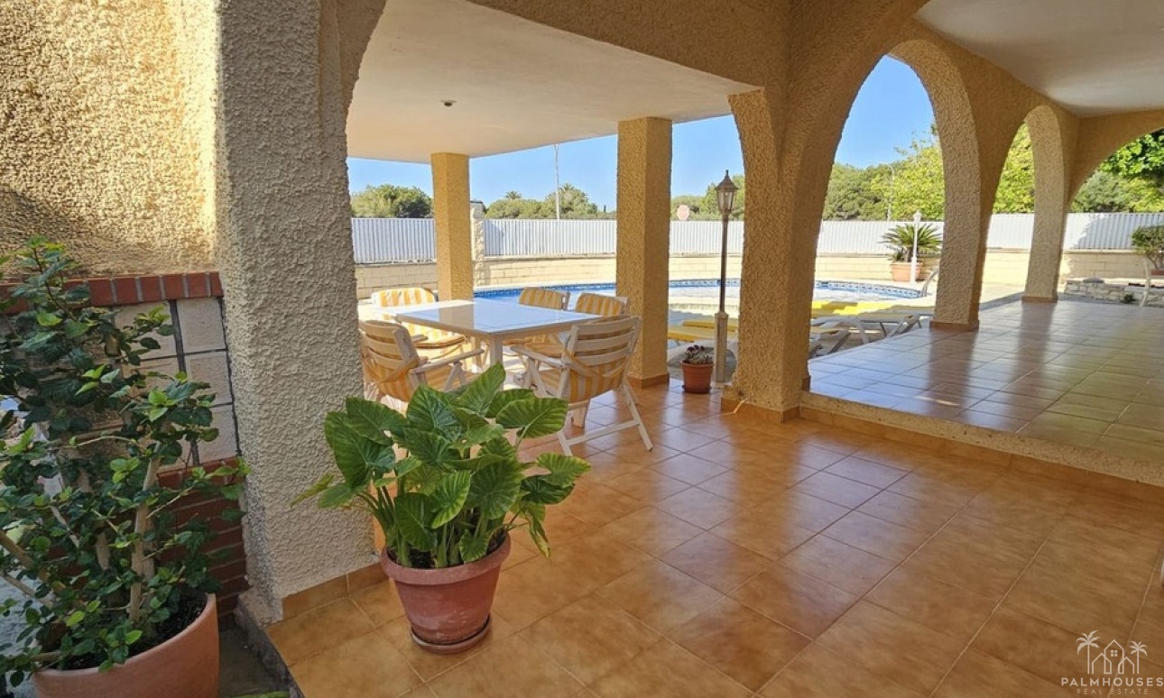 Resale - Villa - Orihuela - Campoamor