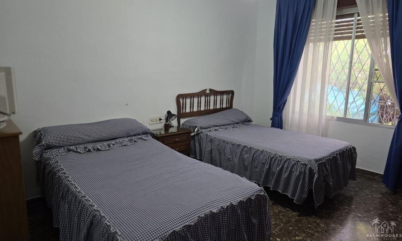 Resale - Villa - Orihuela Costa - Campoamor