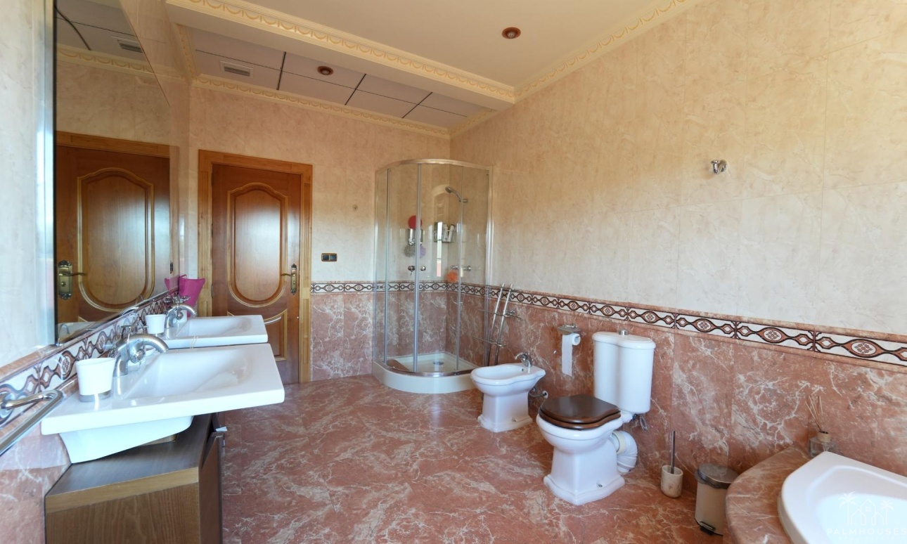 Resale - Villa - Orihuela Costa - Campoamor