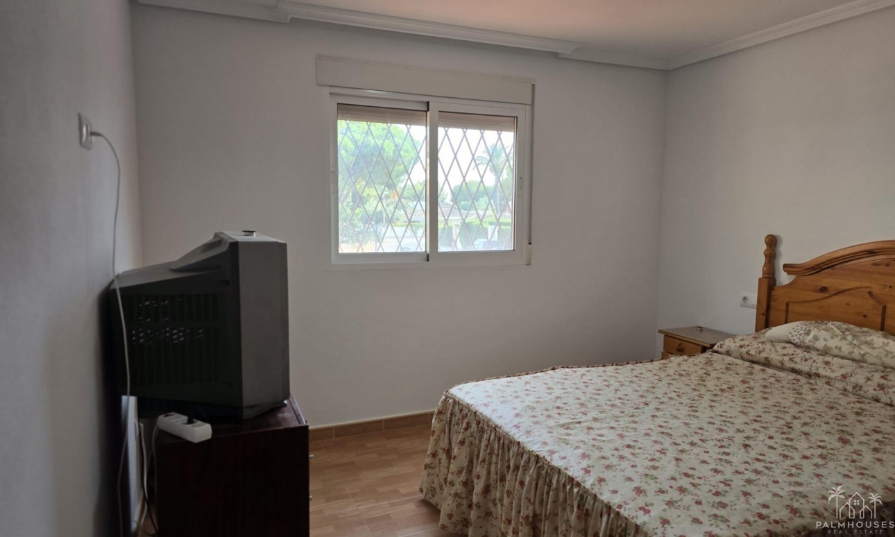 Resale - Villa - Orihuela Costa - Campoamor