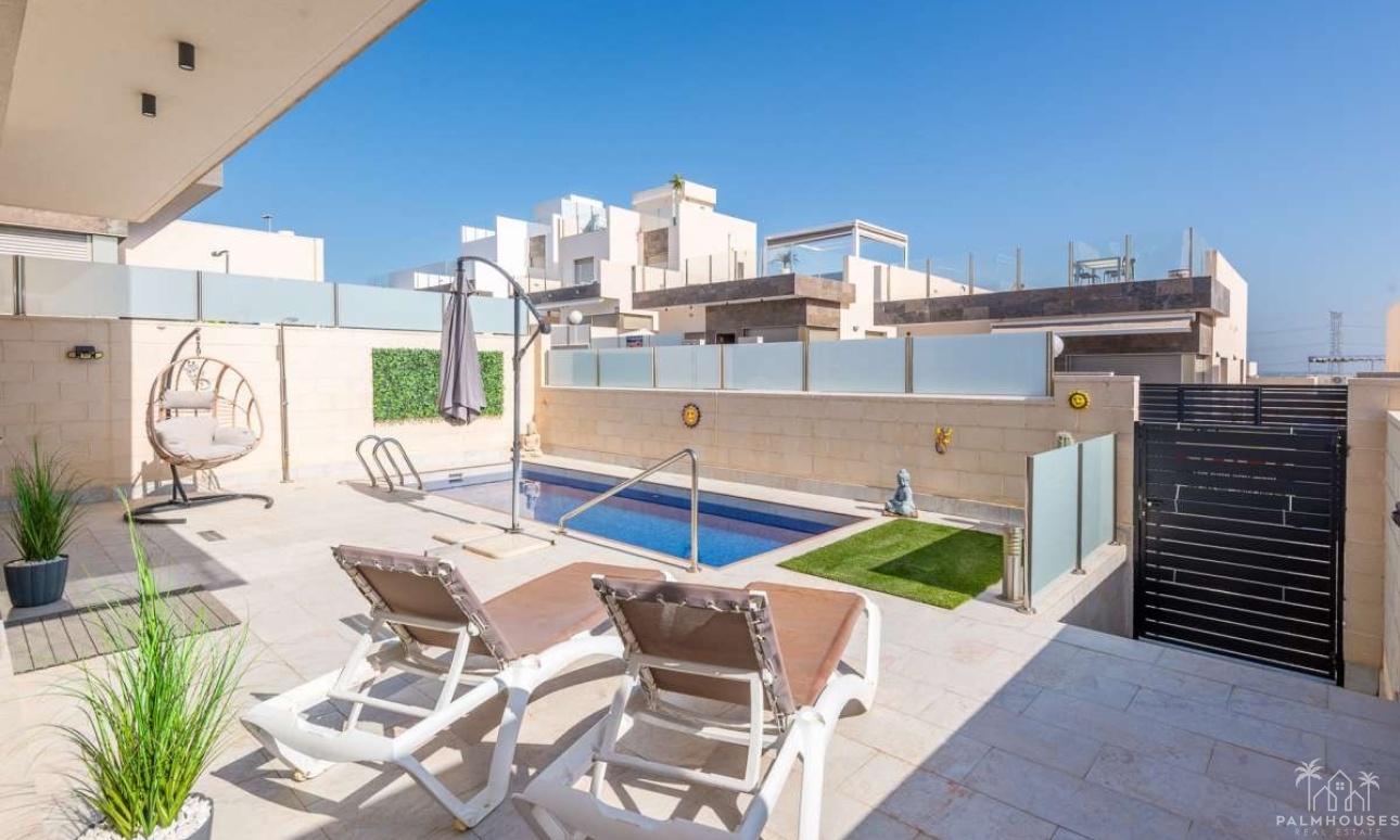 Resale - Villa - Orihuela Costa - Costa Blanca