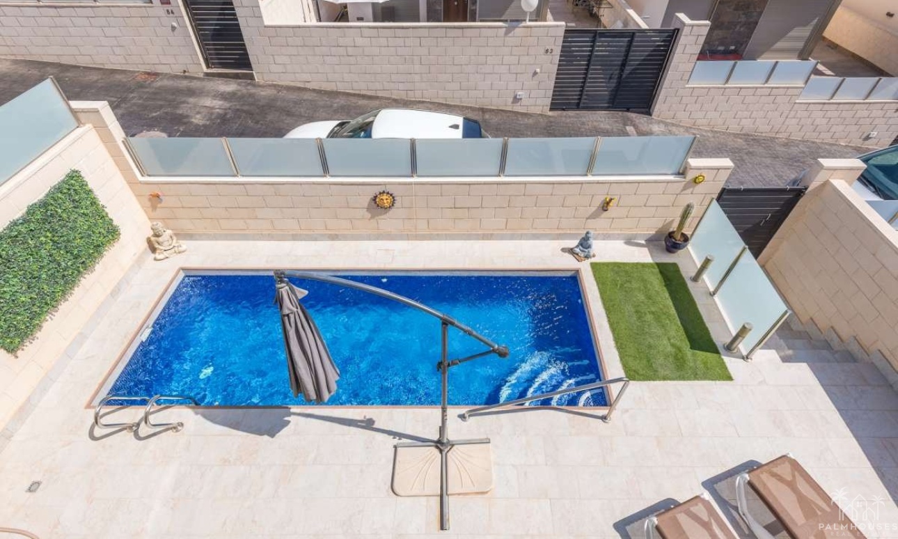 Resale - Villa - Orihuela Costa - Costa Blanca