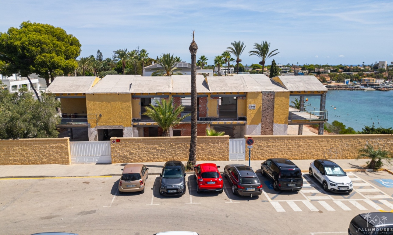 Resale - Villa - Orihuela Costa - Costa Blanca
