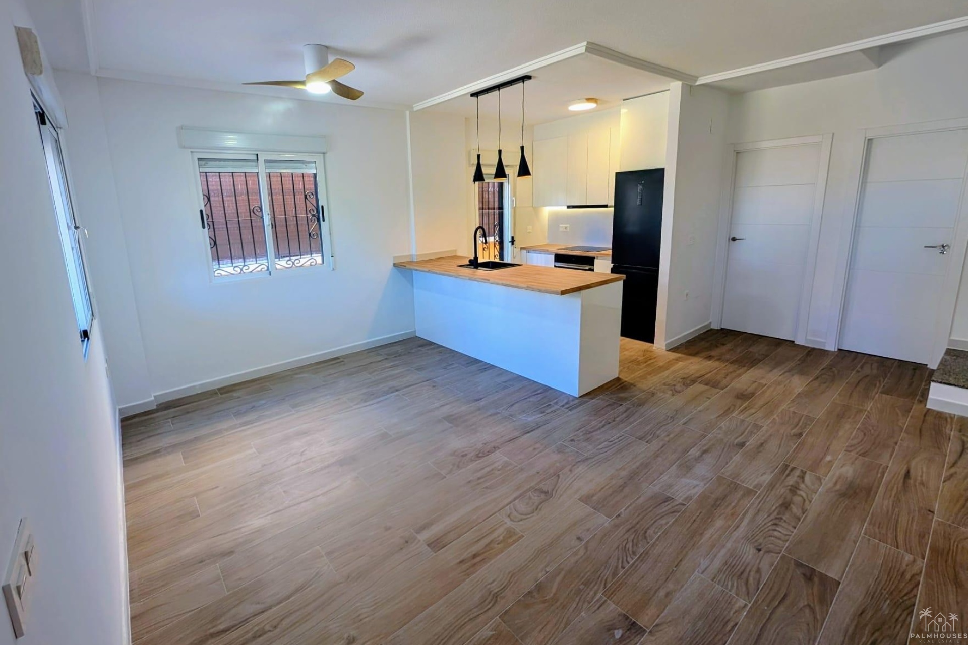 Resale - Villa - Orihuela Costa - Costa Blanca