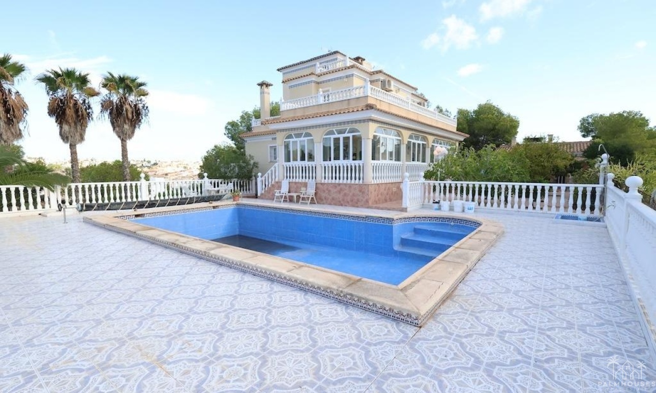 Resale - Villa - Orihuela Costa - Costa Blanca