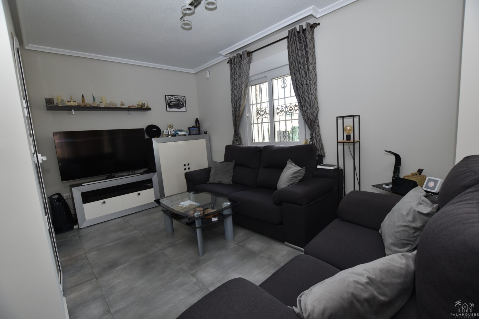 Resale - Villa - Orihuela Costa - Costa Blanca