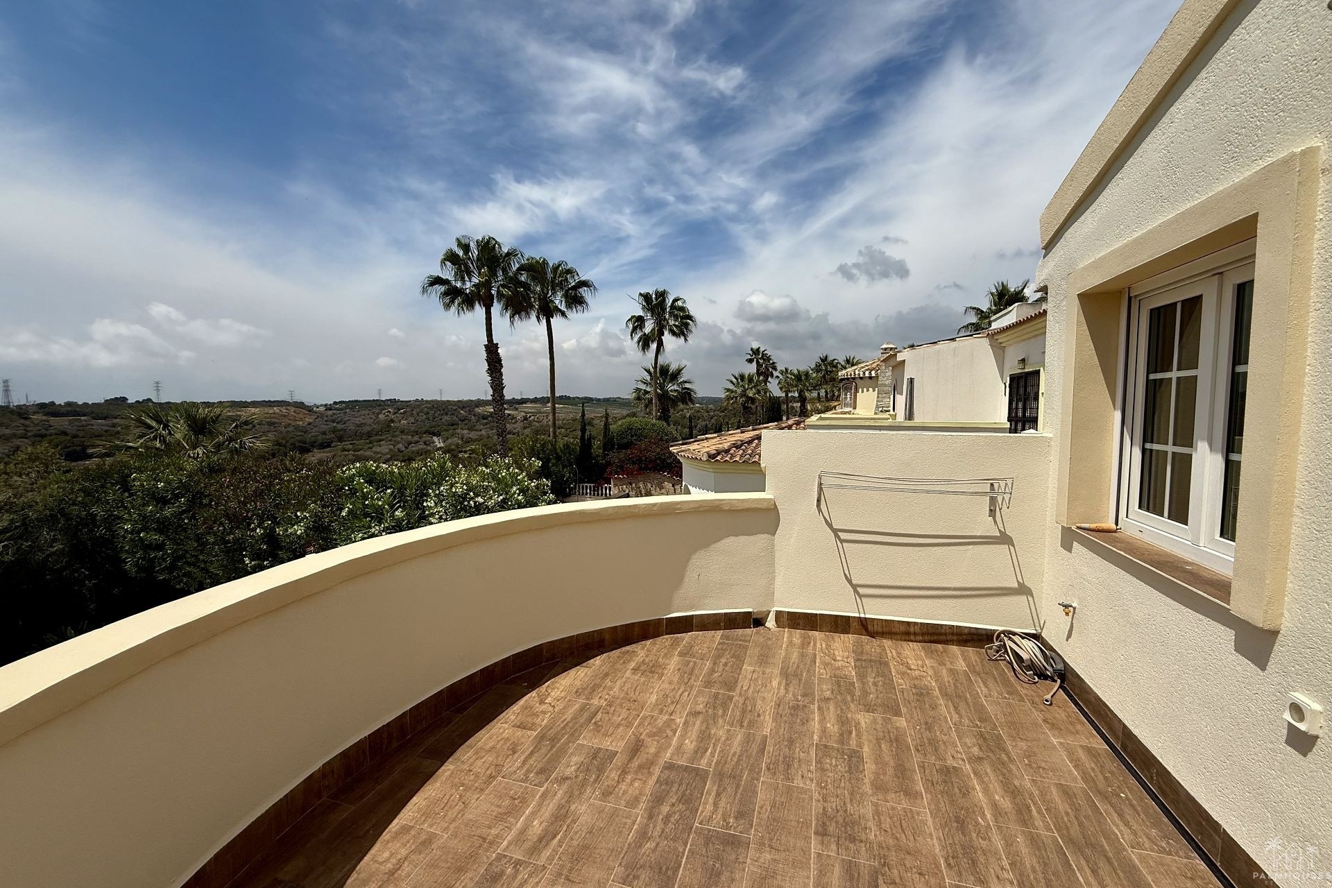 Resale - Villa - Orihuela Costa - Costa Blanca