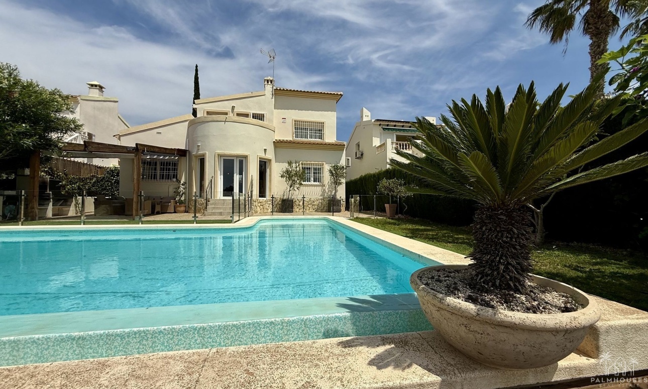 Resale - Villa - Orihuela Costa - Costa Blanca