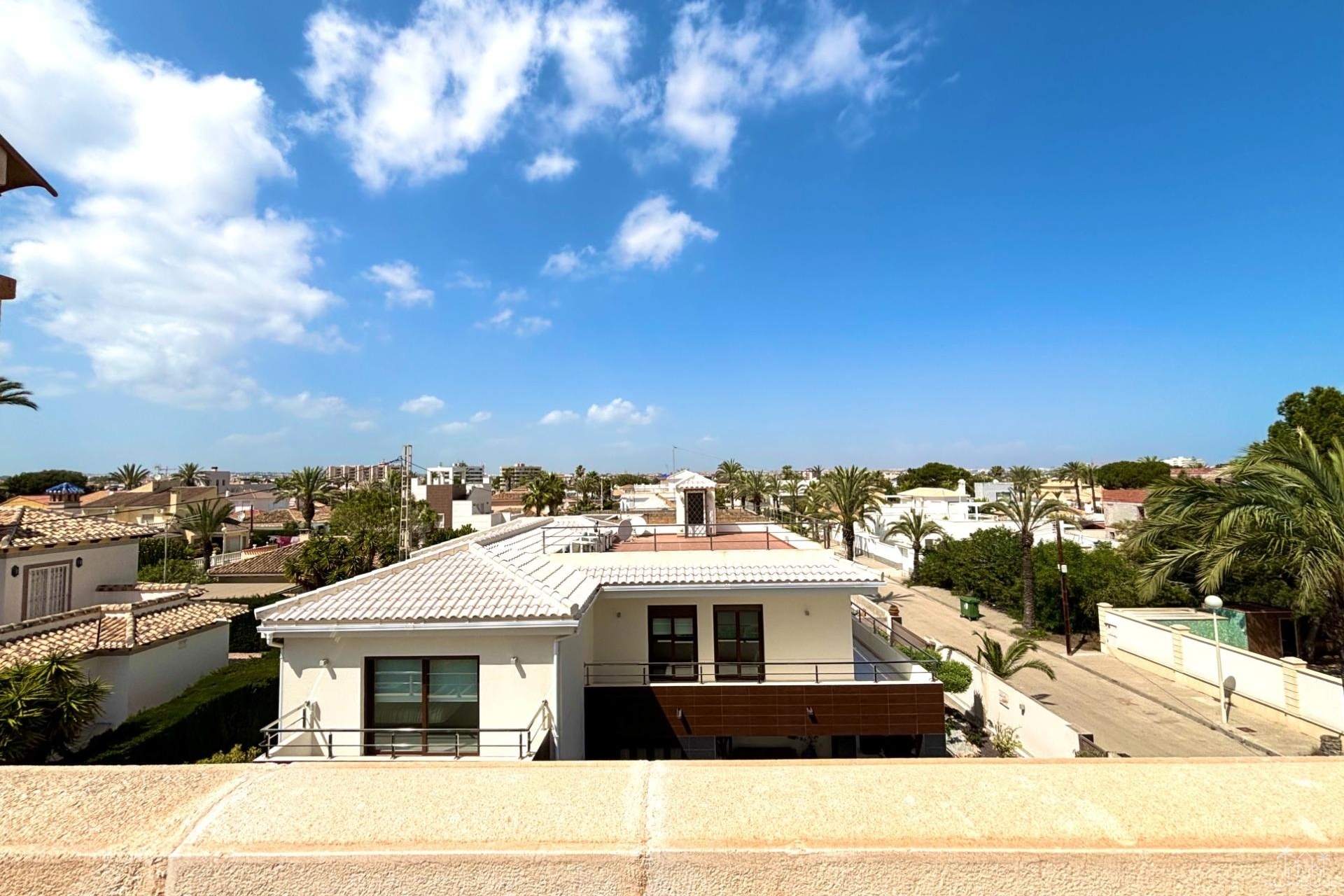 Resale - Villa - Orihuela Costa - Costa Blanca