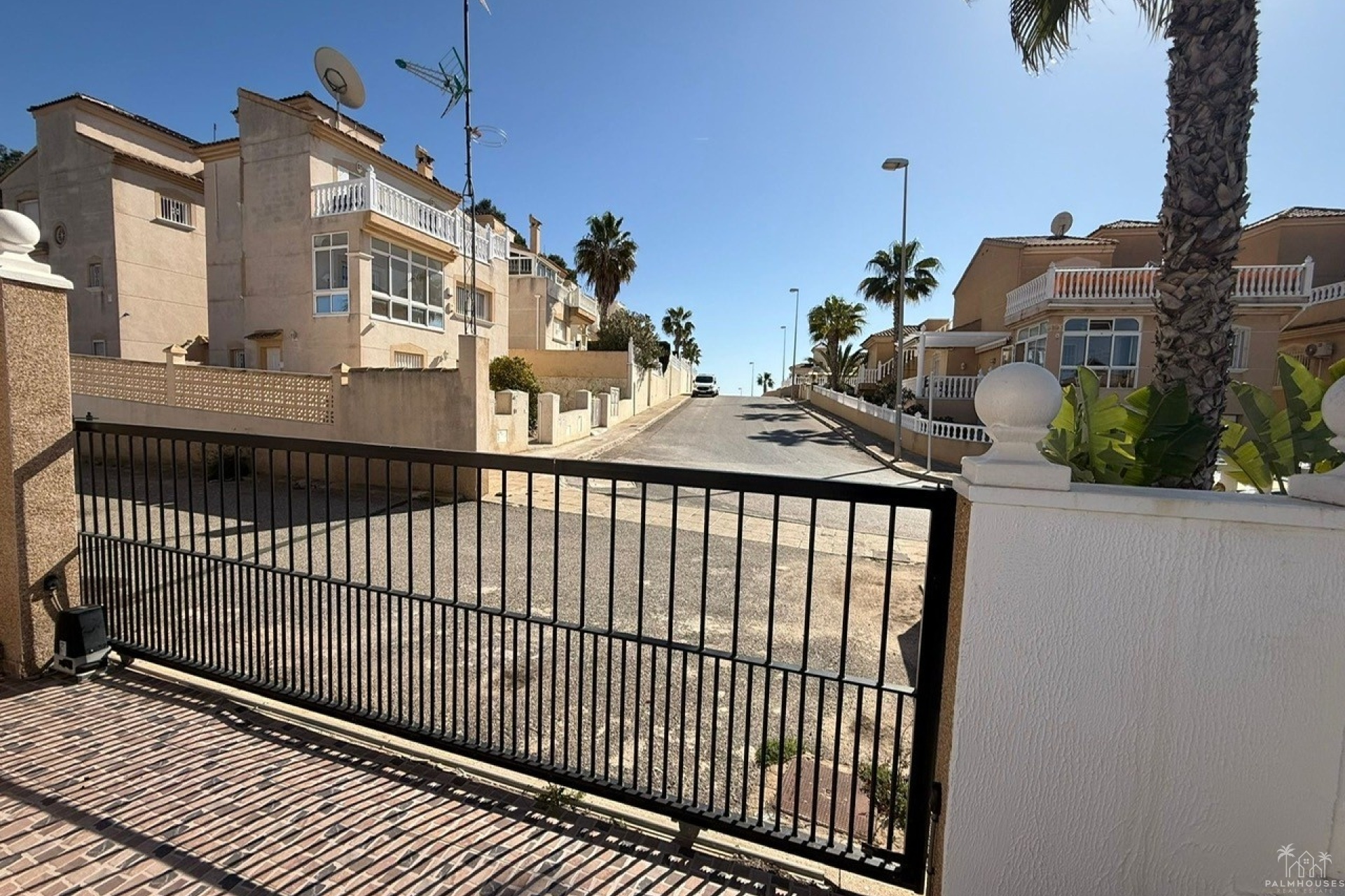 Resale - Villa - Orihuela Costa - Costa Blanca