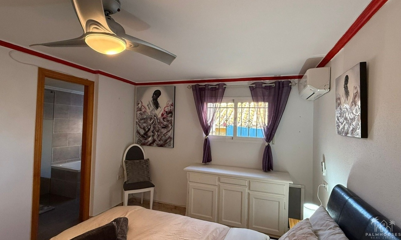 Resale - Villa - Orihuela Costa - Costa Blanca