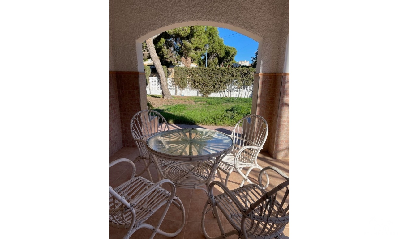 Resale - Villa - Orihuela Costa - Costa Blanca
