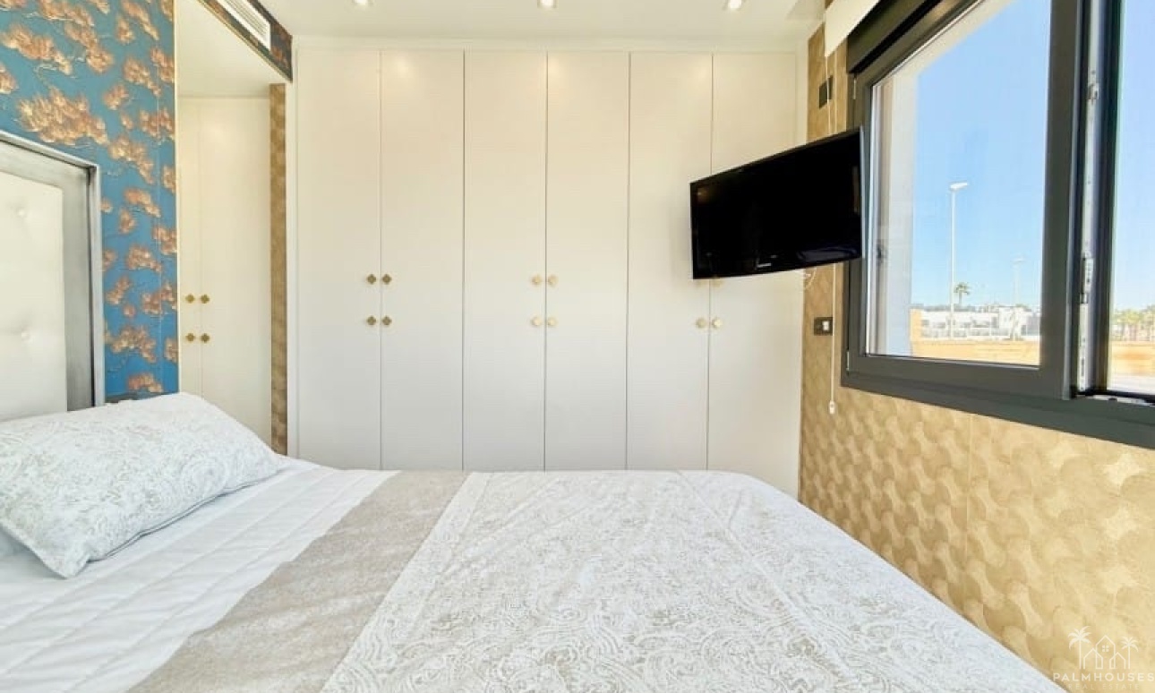 Resale - Villa - Orihuela Costa - Costa Blanca