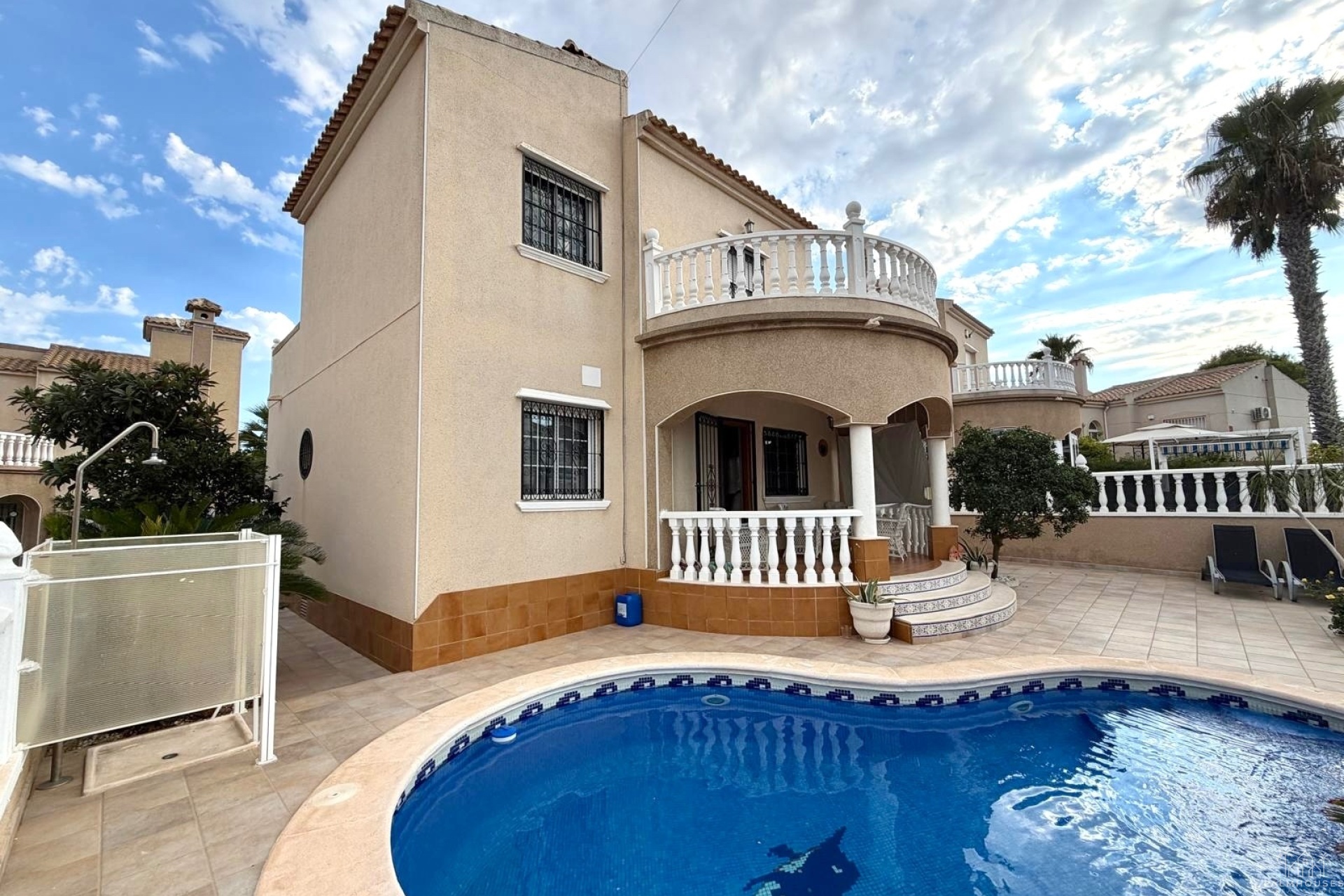 Resale - Villa - Orihuela Costa - Costa Blanca