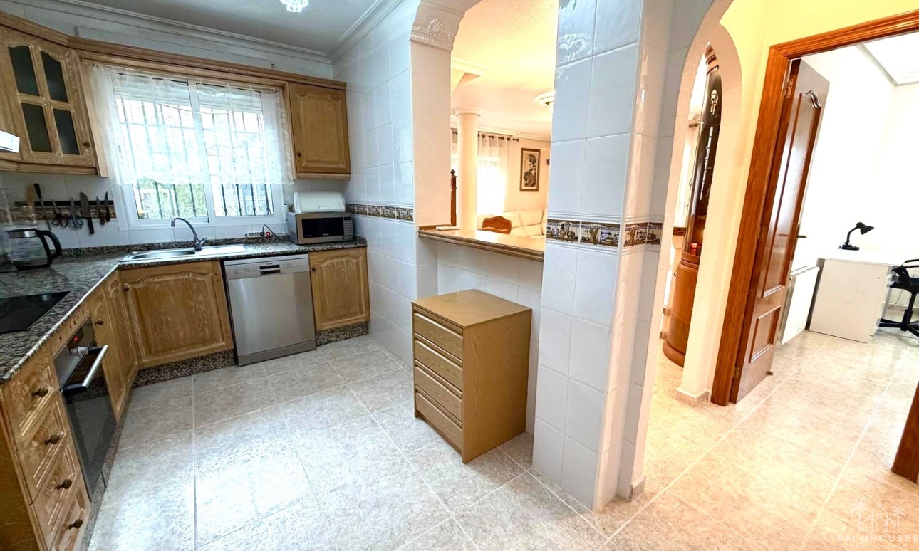Resale - Villa - Orihuela Costa - Costa Blanca