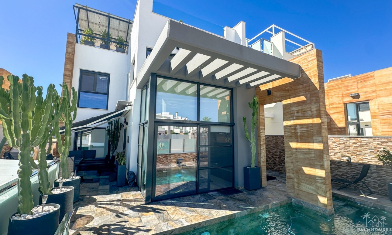 Resale - Villa - Orihuela Costa - Costa Blanca