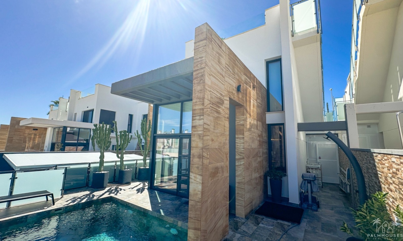 Resale - Villa - Orihuela Costa - Costa Blanca