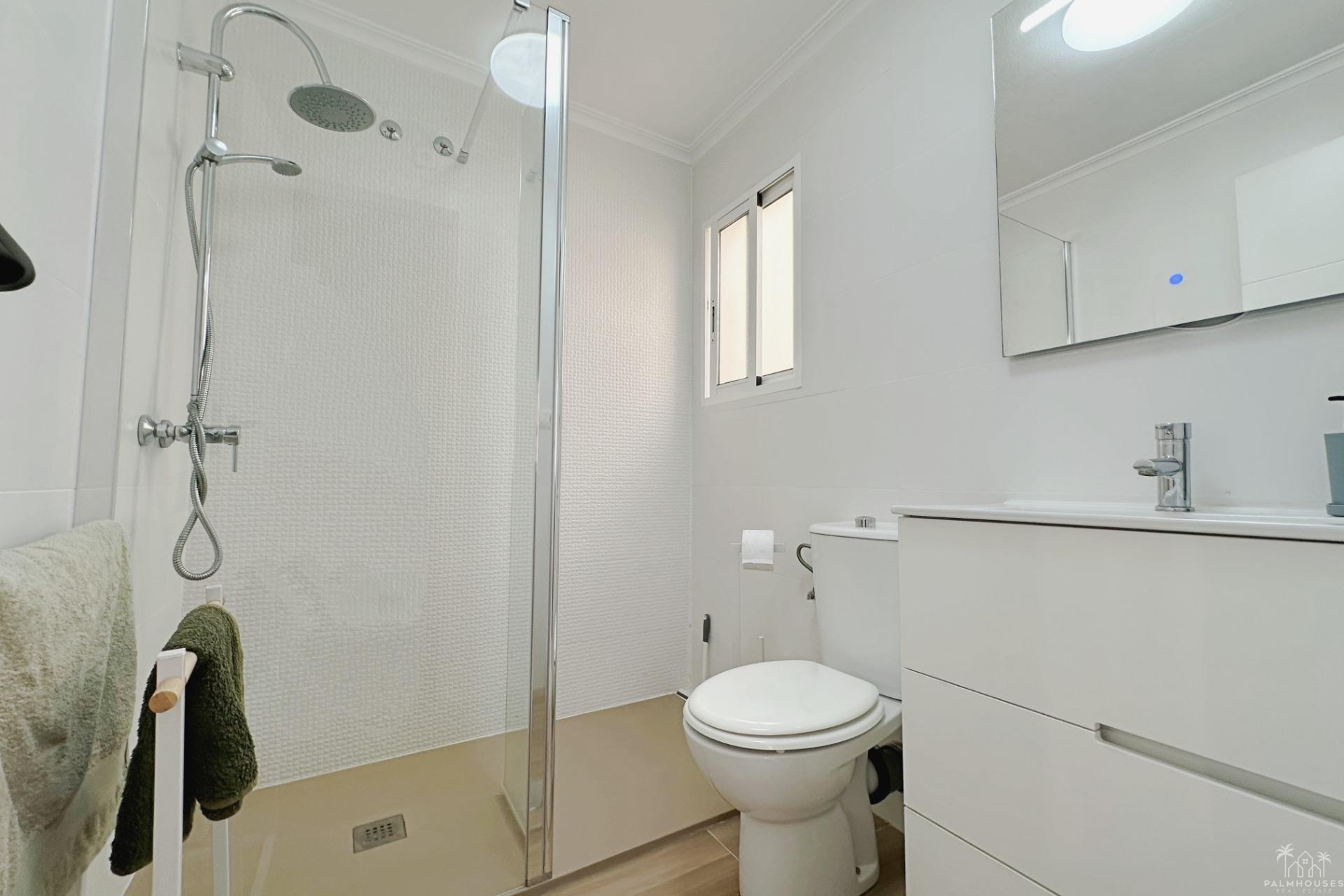 Resale - Villa - Orihuela Costa - La Zenia