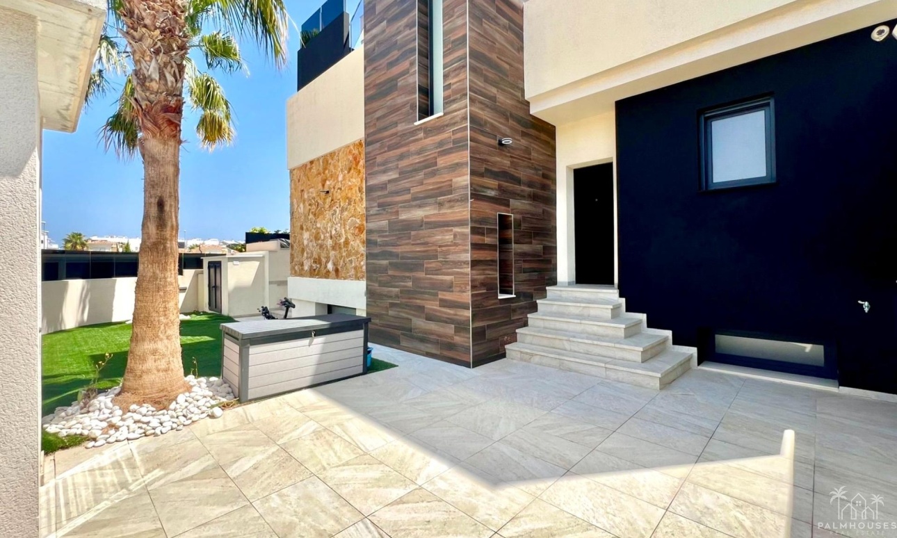 Resale - Villa - Orihuela Costa - Lomas de Cabo Roig