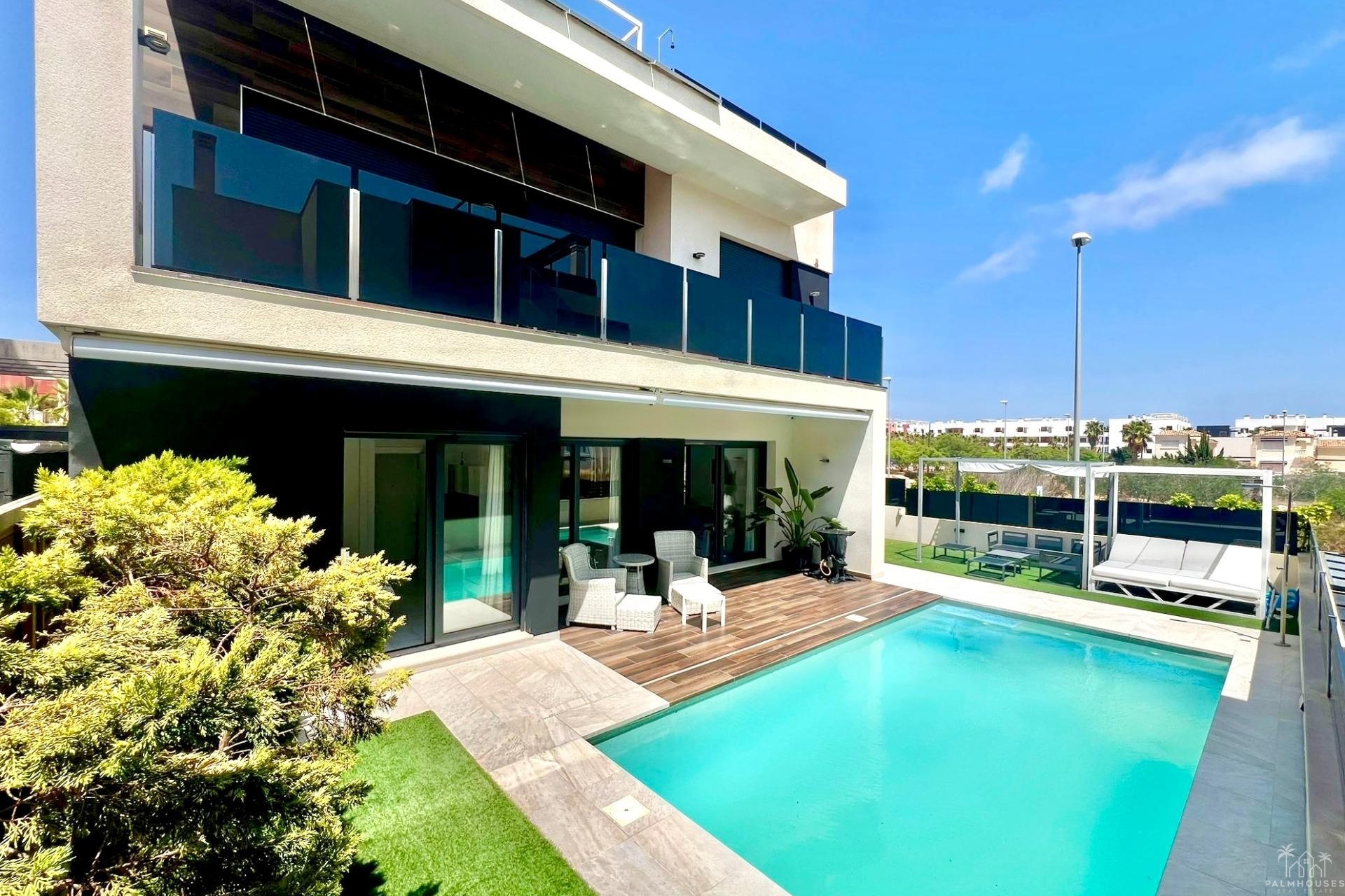 Resale - Villa - Orihuela Costa - Lomas de Cabo Roig