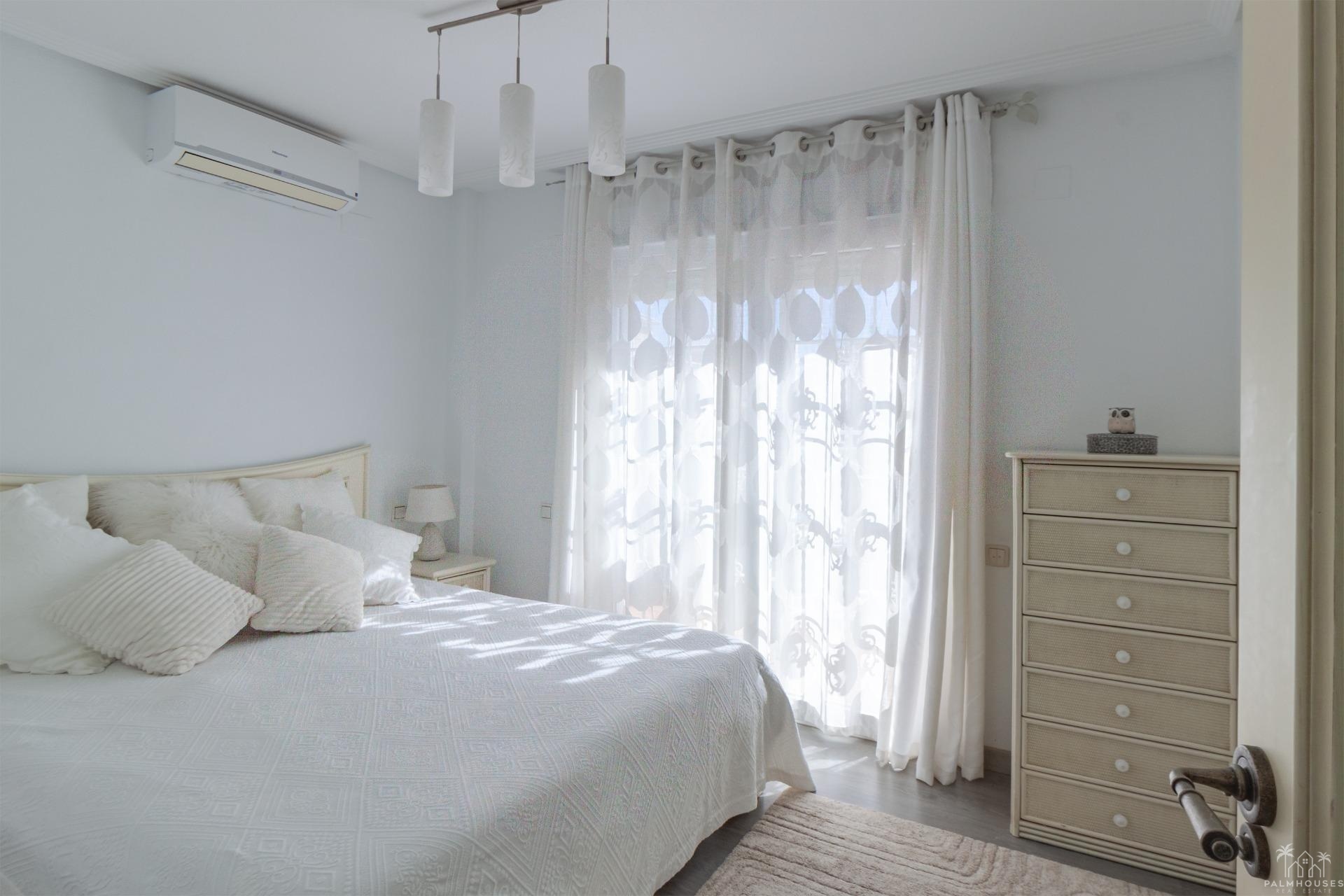 Resale - Villa - Orihuela Costa - Los Almendros-la Florida