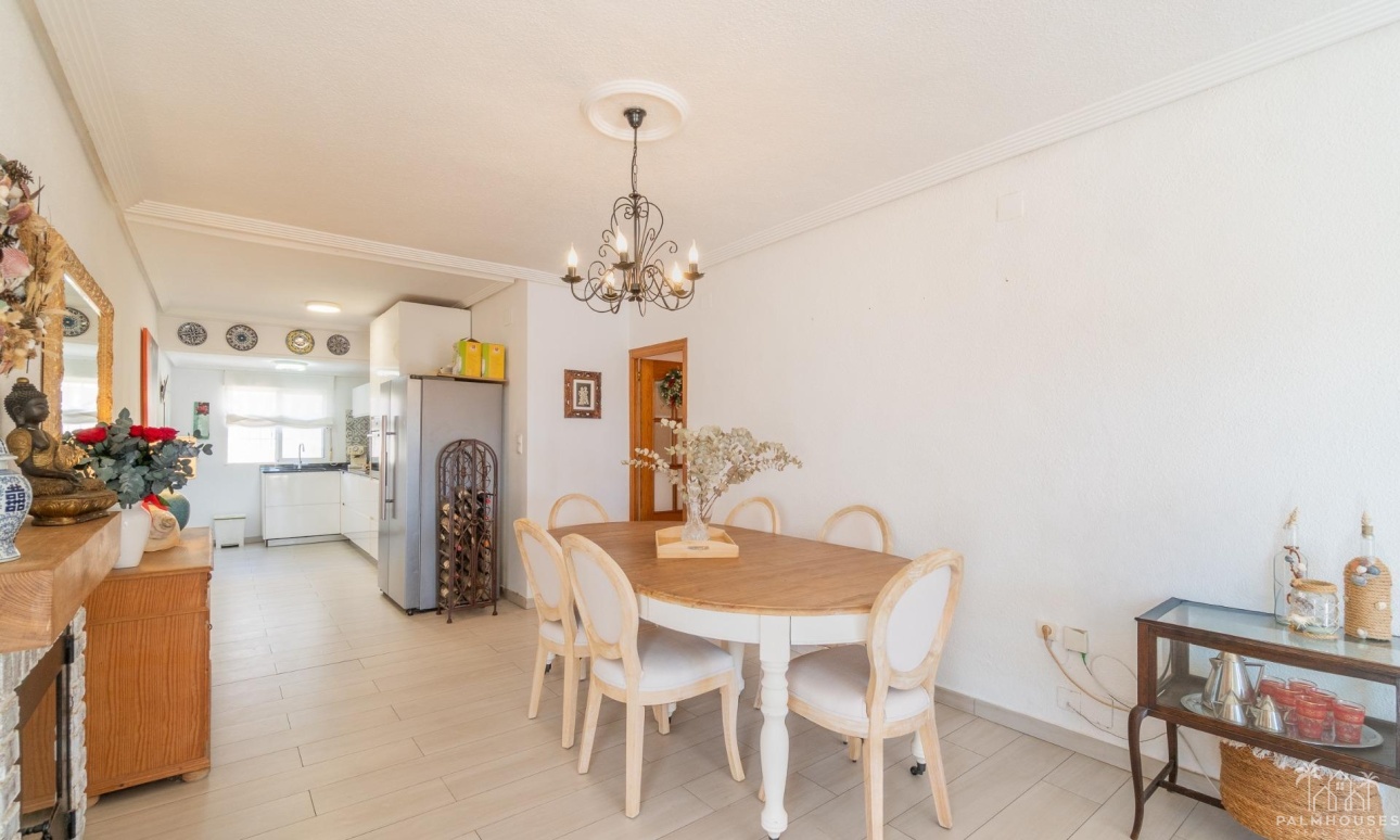 Resale - Villa - Orihuela Costa - Los Balcones