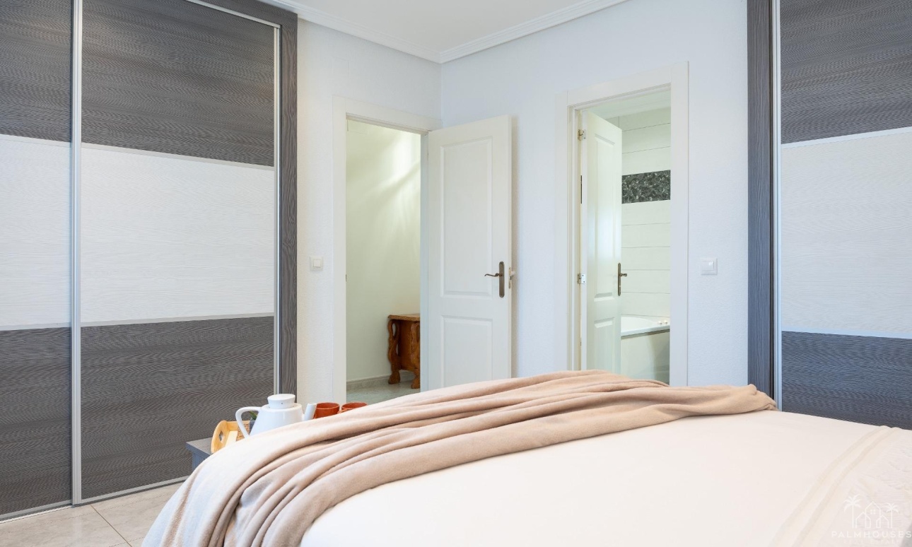 Resale - Villa - Orihuela Costa - Playa Flamenca