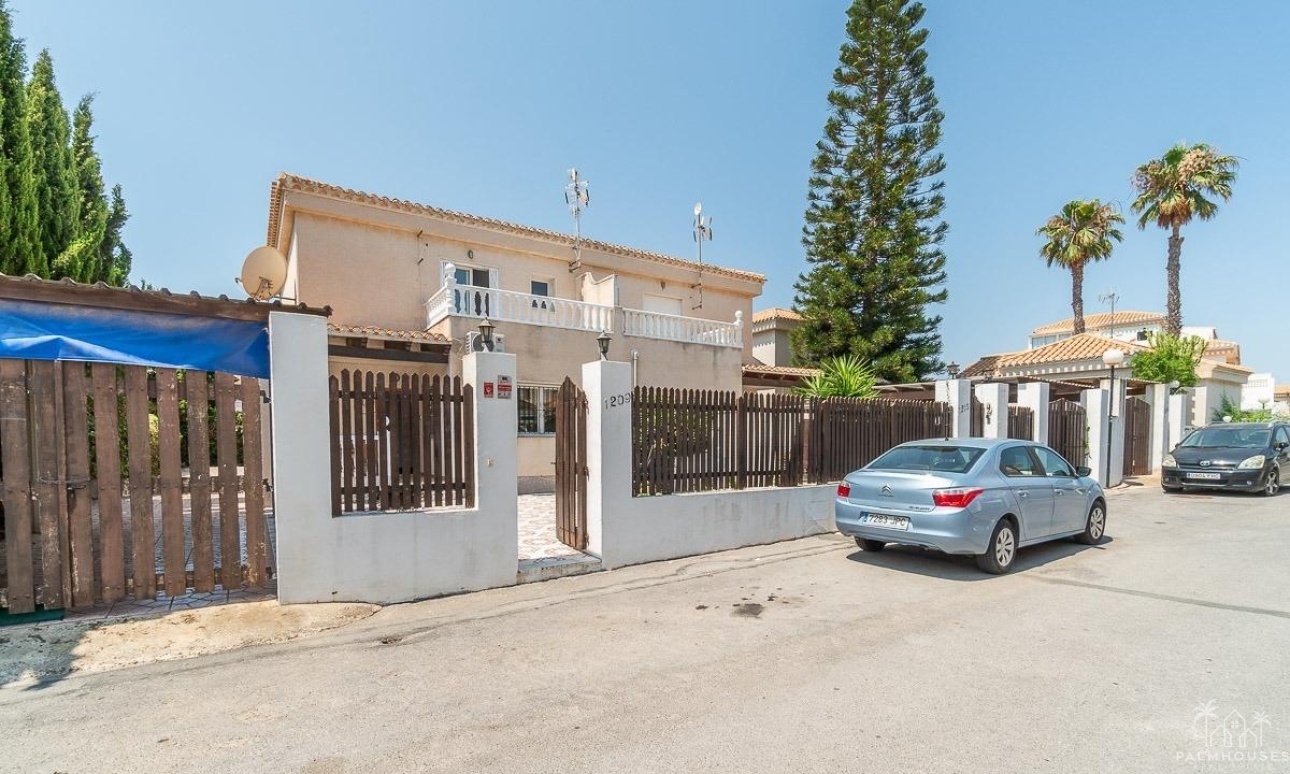 Resale - Villa - Orihuela Costa - Playa Flamenca