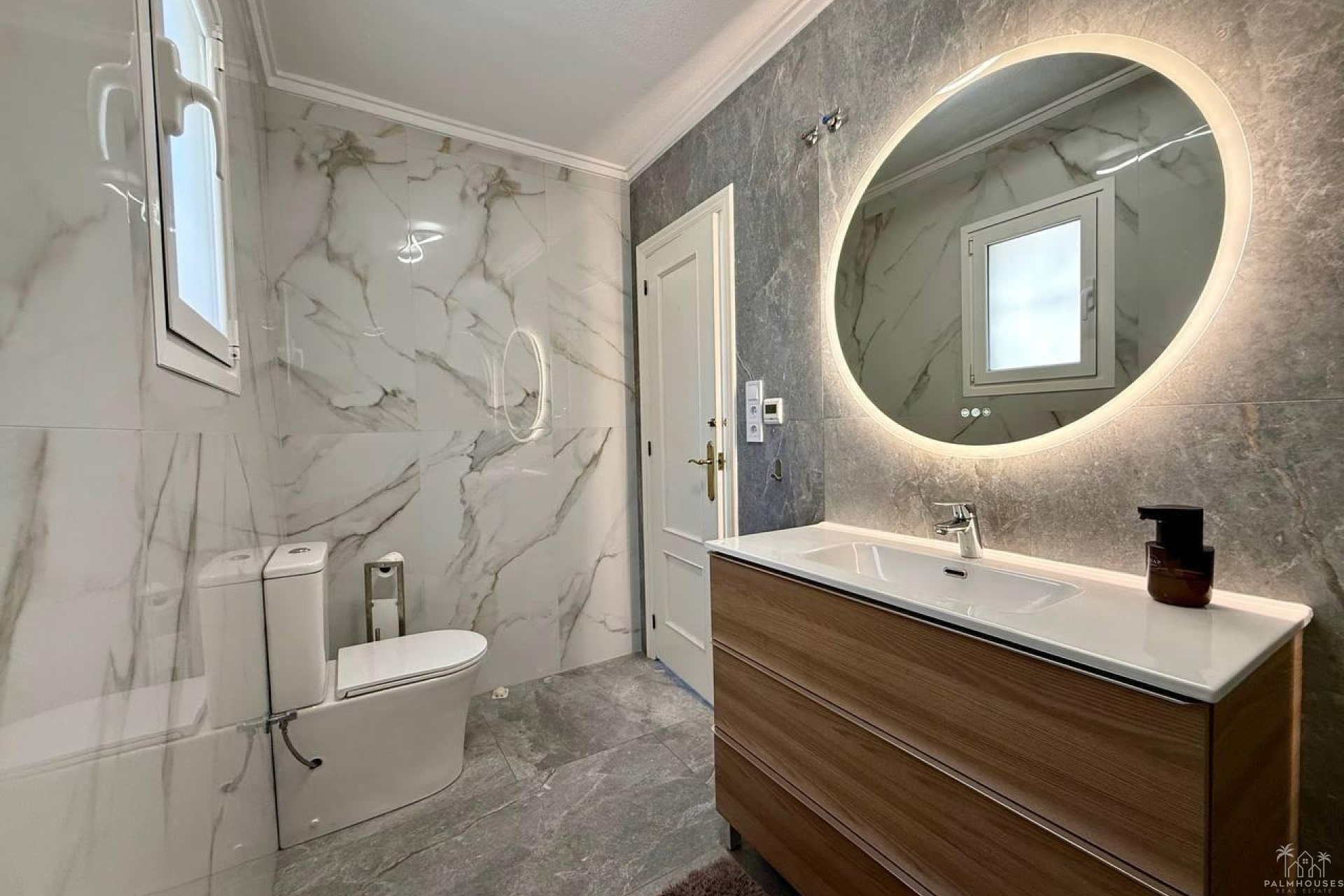 Resale - Villa - Orihuela Costa - Playa Flamenca