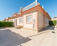 Resale - Villa - Orihuela Costa - Punta Prima