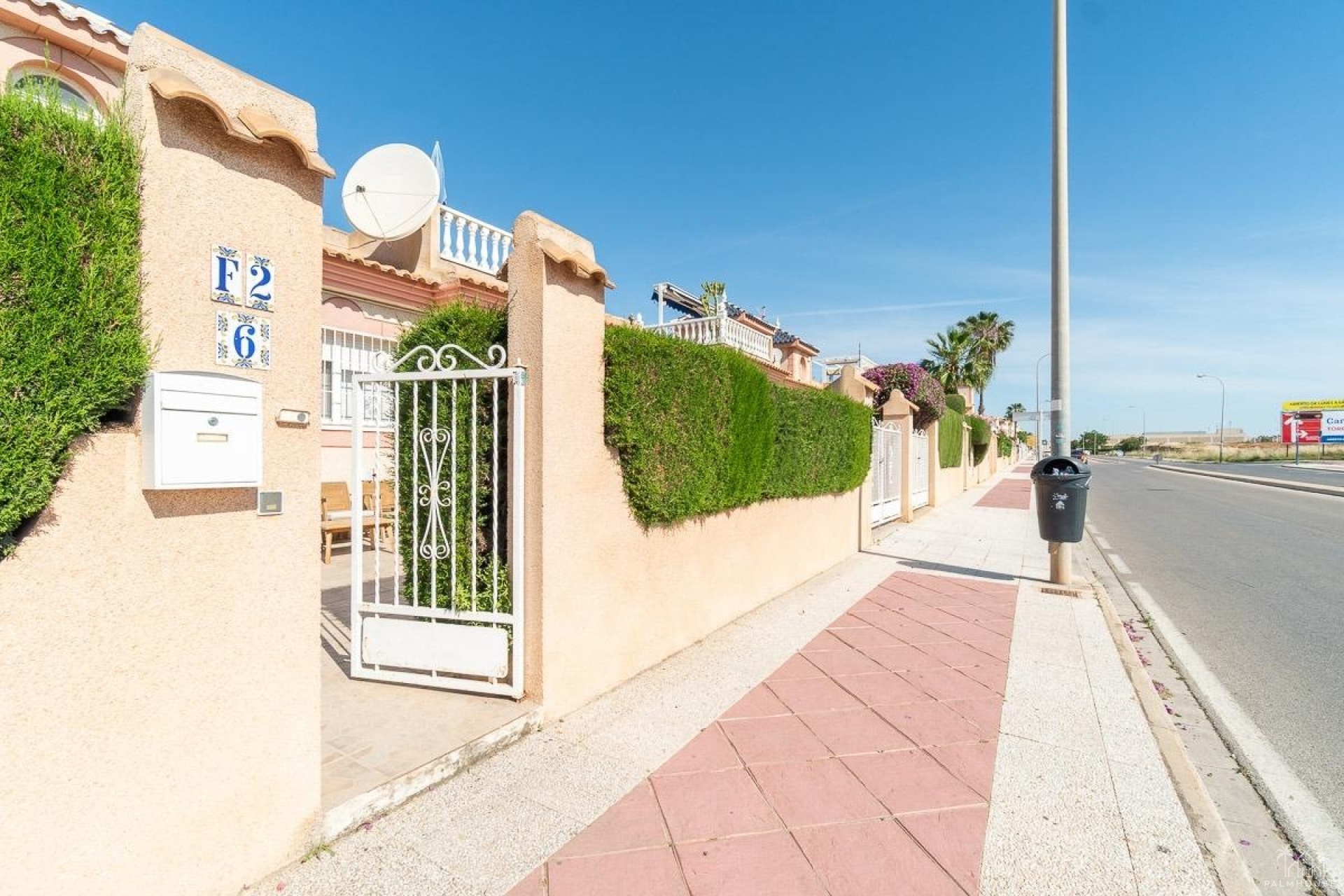 Resale - Villa - Orihuela Costa - Punta Prima