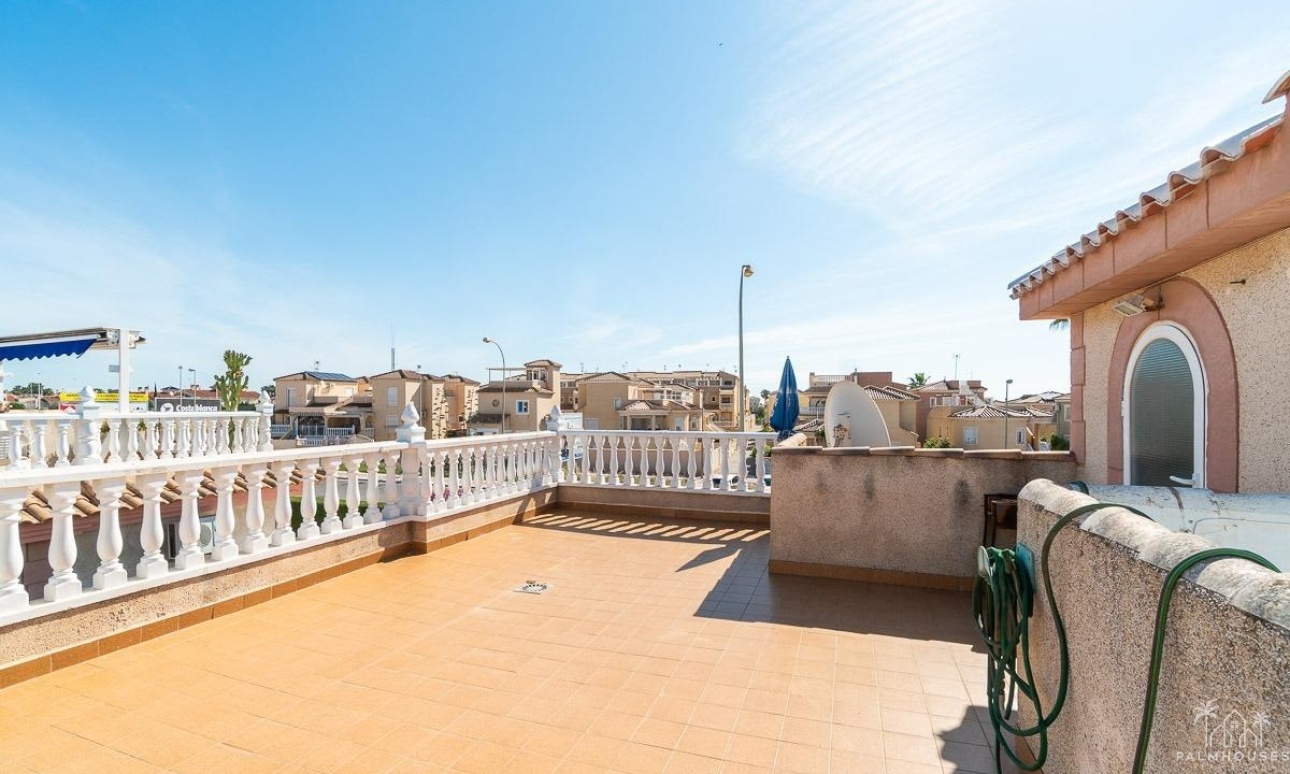 Resale - Villa - Orihuela Costa - Punta Prima